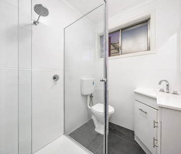 Charming & Convenient Two-Bedroom Home - Photo 4