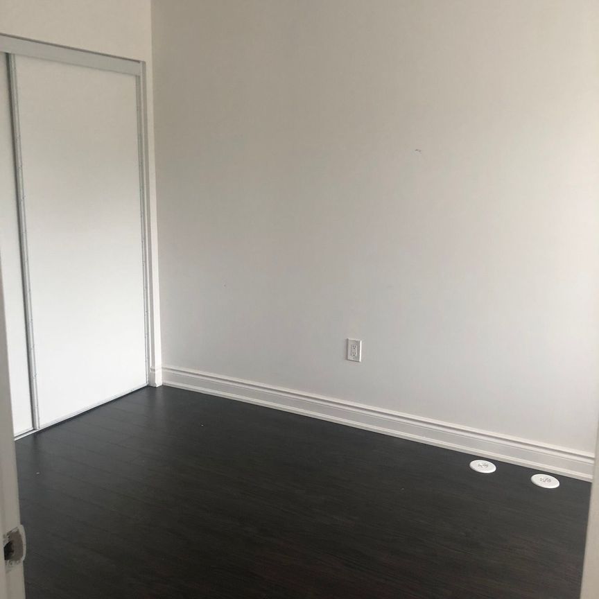 For Lease - 896 Thompson Road, Milton, Ontario - Photo 1