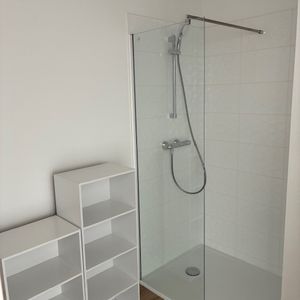 Location Appartement 1 pièce 27m² - Photo 3