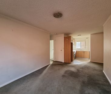CONVENIENTLY LOCATED 2-BEDROOM UNIT FOR RENT - Photo 5