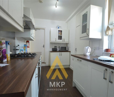 5 bedroom terraced house to rent - Photo 2