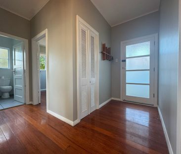 Nestled in the heart of Whau Valley - Photo 3