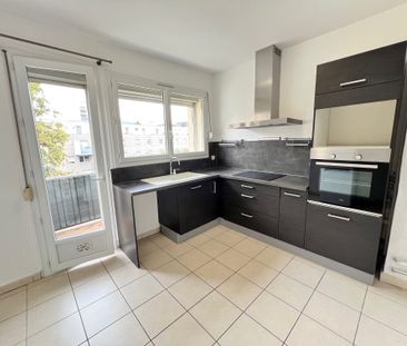 Location Appartement 2 pièces 50m² GRENOBLE 38100 - Photo 3