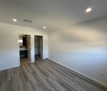 11/104 - 106 Glossop Street, St Marys, NSW 2760 - Photo 1