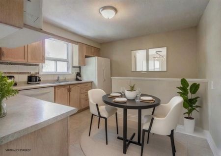 For Lease - 137 MANNING Avenue Unit# UPPER, Hamilton, Ontario - Photo 4
