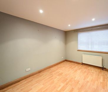 1 Silverwood Court, Lurgan, BT66 6RP - Photo 4