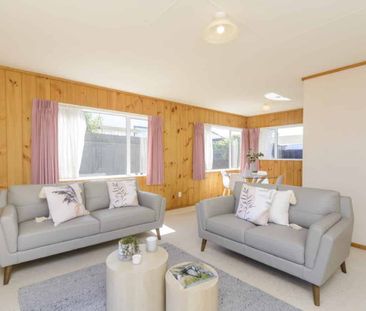 THREE BEDROOMS - CLOVERLEA - Photo 4