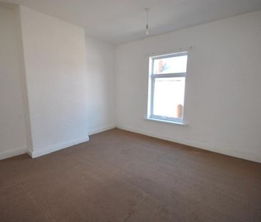 2 bedroom House To Let - Photo 3