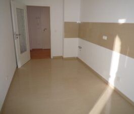 Straßberger Str. 107, Wohnung 4 ~~~ Küche vom Vormieter gegen Entge... - Photo 4