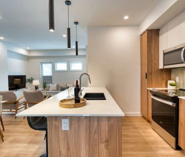 5430 - RK22 - 2015 22 Street SW — 3-Bedroom Townhouse – RK22 Richmo... - Photo 6