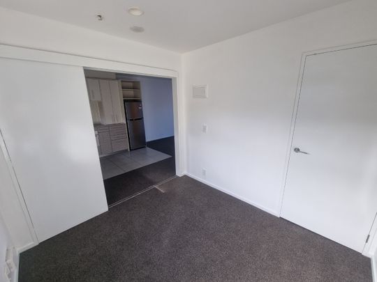 Albany - modern apartment fantastic location - Photo 1