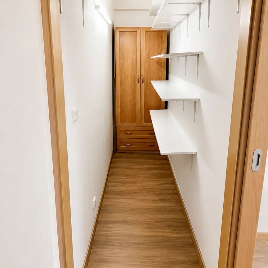 Pronájem bytu 2+1 56 m² - Photo 1