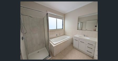 Space & Comfort For All! - Photo 3