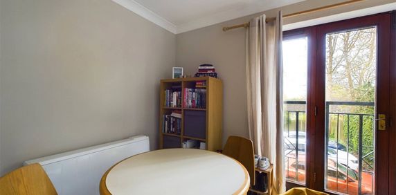 Lindores Road, Maidenhead Lindores Road, Maidenhead - Photo 2