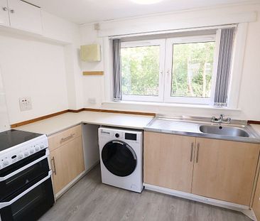 1 Bed, First Floor Flat - Photo 4