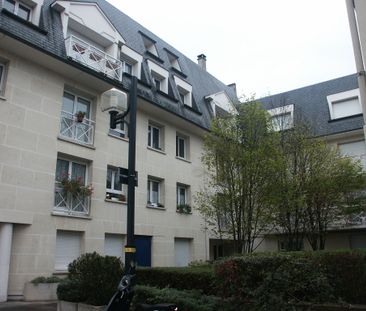 STUDIO ORSAY ILOT DES COURS - Photo 2