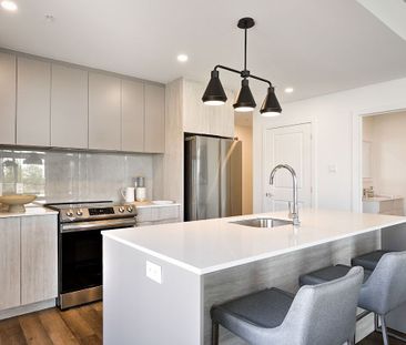 Le James Laval Apartments - Photo 5