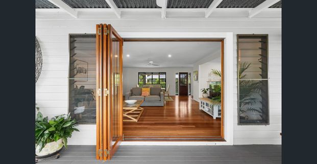 CHARMING HARDWOOD QUEENSLANDER WITH SPACE, SERENITY & STUNNING CHARACTER - Photo 1