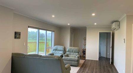 Idyllic Rural Location - Photo 3