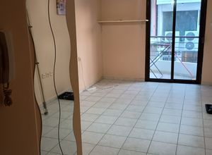 Studio/Γκαρσονιέρα για ενοικίαση - Λάρισα, - Φωτογραφία 1