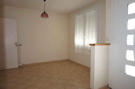 Plain pied 100m2 4 chambres - Photo 2