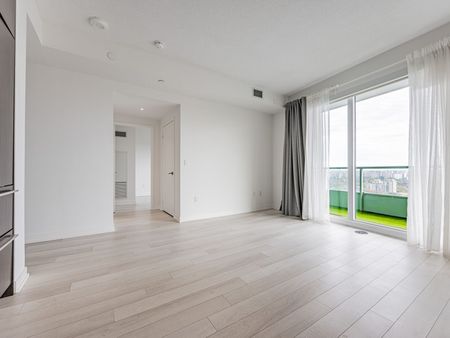 For Lease - 117 McMahon Drive Unit# 3702, Toronto, Ontario - Photo 5