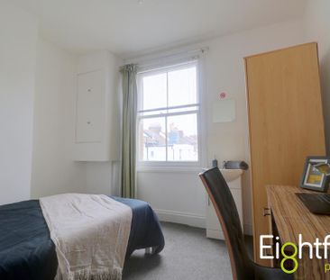 4 bedroom maisonette to rent - Photo 4