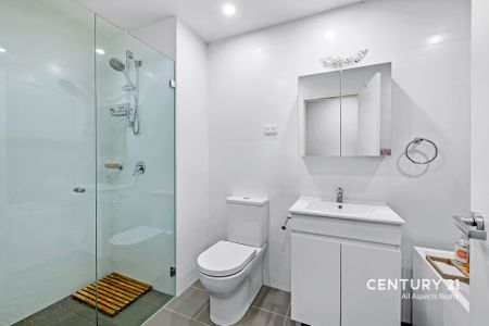 Sun-Filled Apartment in Central Location! - Photo 4
