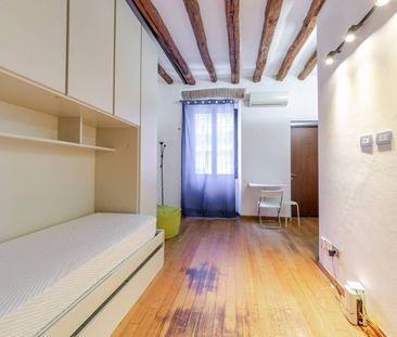 Monolocale via Paolo Frisi 3, Porta Venezia, Milano - Photo 2