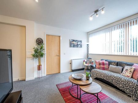 1 bedroom flat to rent - Photo 2