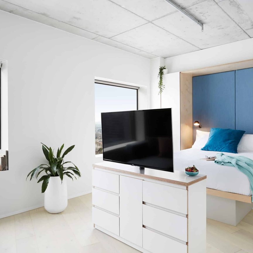 Ultra Studio Apartment - Photo 2