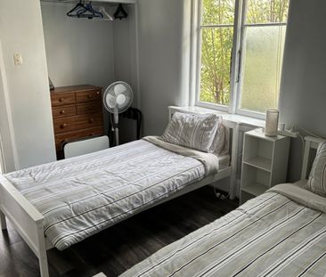 Furnished Convenient Living - Photo 2