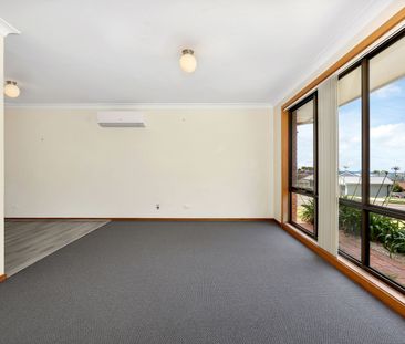 Three-Bedroom standout in Great Location - Photo 1