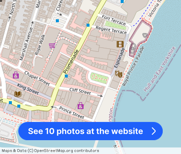 1 The Crescent, Bridlington - Photo 1