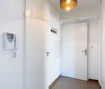 Apartment - Photo 3