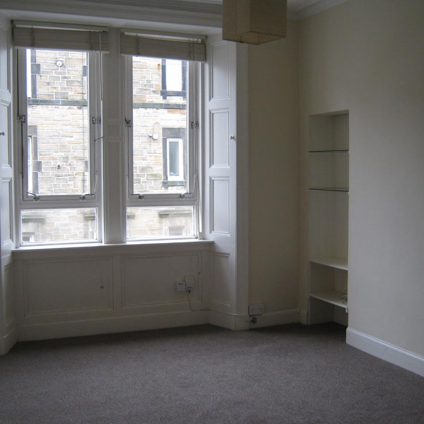 Dalgety Avenue, Edinburgh (Ref: 00000107) - Photo 1