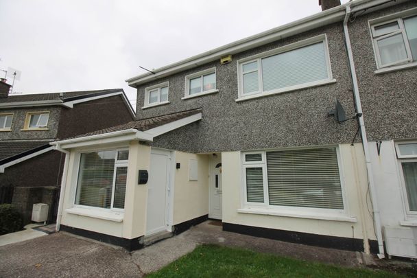 Westbury Grove, Wilton - Photo 1