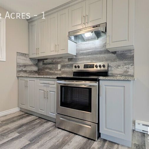 Spacious 3-Bedroom Main Unit in South Windsor Home! - Photo 1