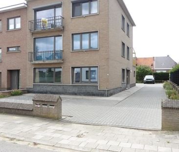 Appartement met kleine garageruimte/berging en 2 open staanplaatsen - Photo 5