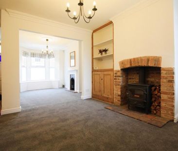 3 bedroom terraced house to rent - Photo 2