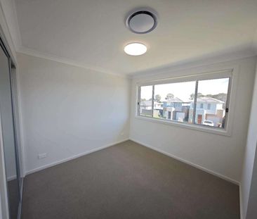 Nearly new house FOR LEASE - Photo 2