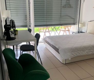 Studio meublé avec terrasse - Photo 2