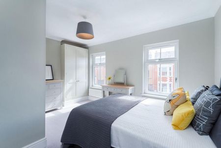 4 bedroom terraced house to rent - Photo 4