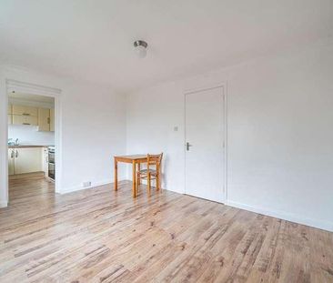 Windrush Drive, High Wycombe, HP13 - Photo 3