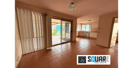 Spacious Brick House in Prime Location - Photo 2