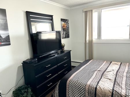 205, 4902 - 37 Street, Red Deer AB - Photo 2