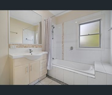 1/4 Birdsey Street, Thomson, Vic 3219 - Photo 5
