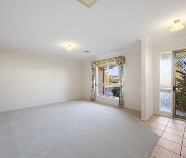 Spacious 4-bedroom Family Home In Quiet Location – Easy Access To L... - Photo 1