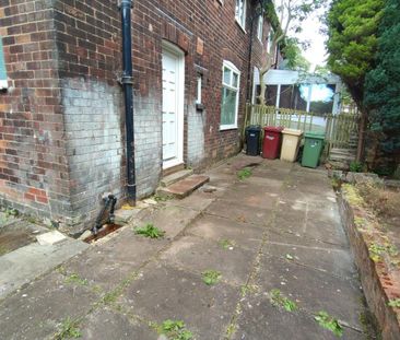 3 bedroom semi-detached house to rent - Photo 6