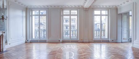 Appartement • Chaillot - Photo 2